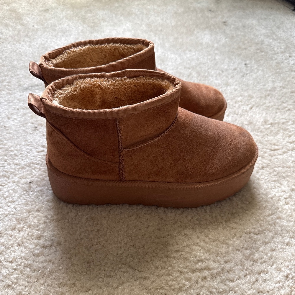 Mudd ankle boots